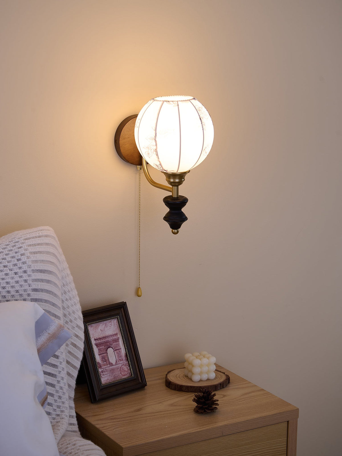 Clarendon Wall Lamp