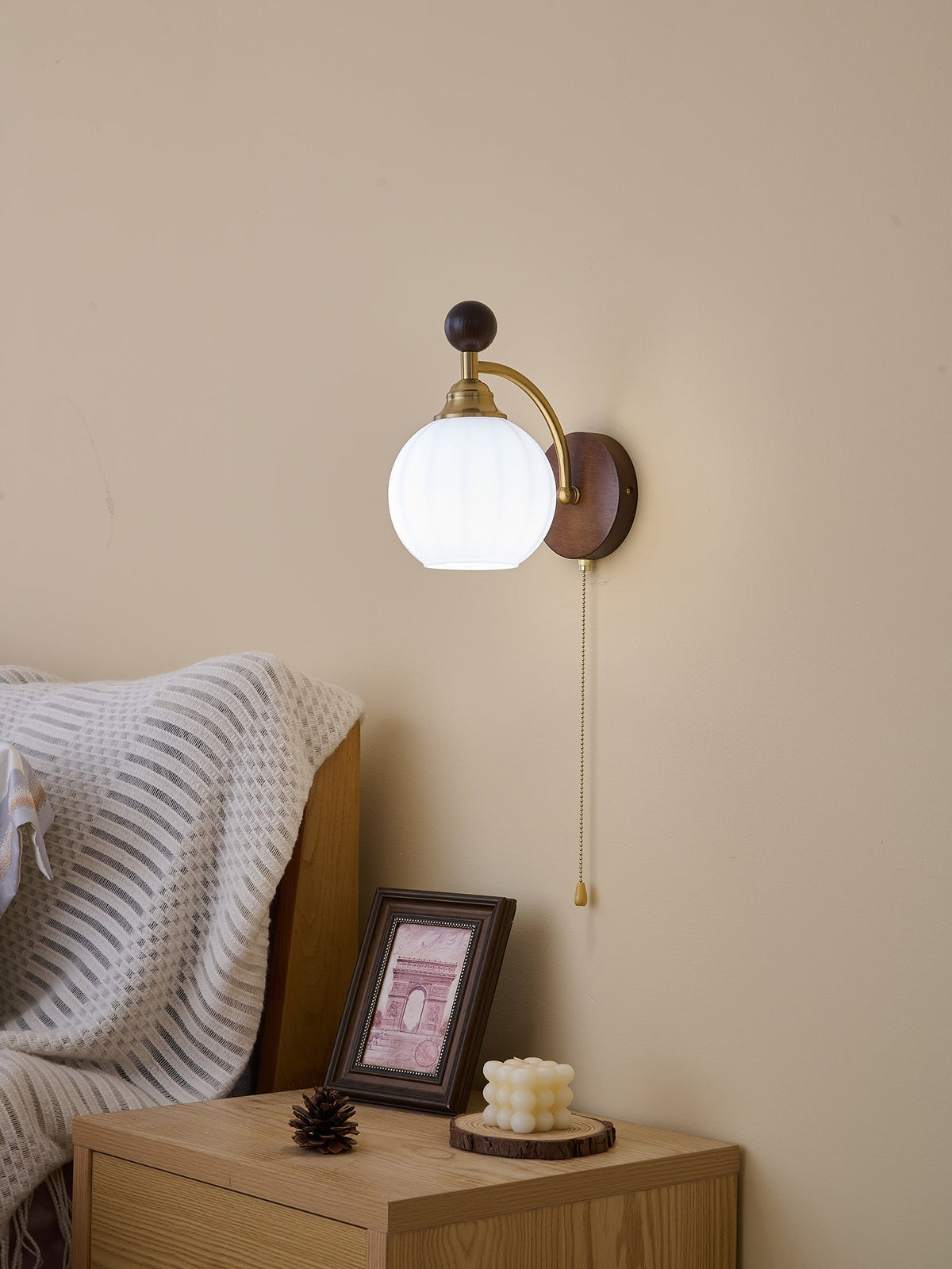 Clarendon Wall Lamp