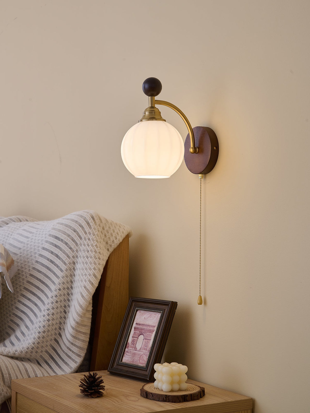Clarendon Wall Lamp