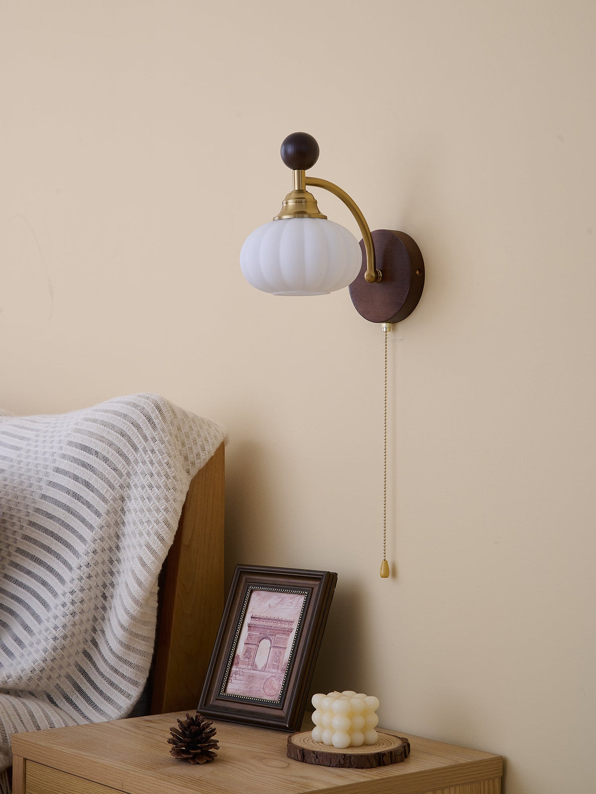 Clarendon Wall Lamp