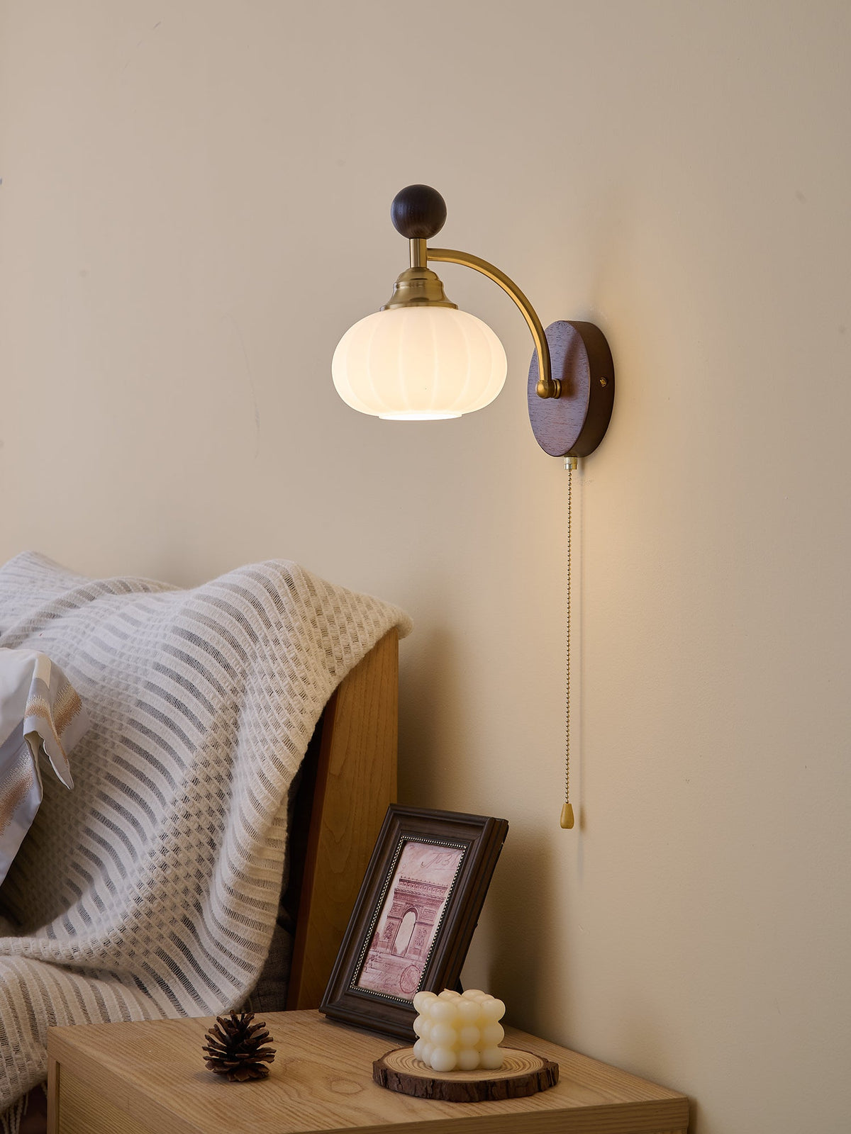 Clarendon Wall Lamp