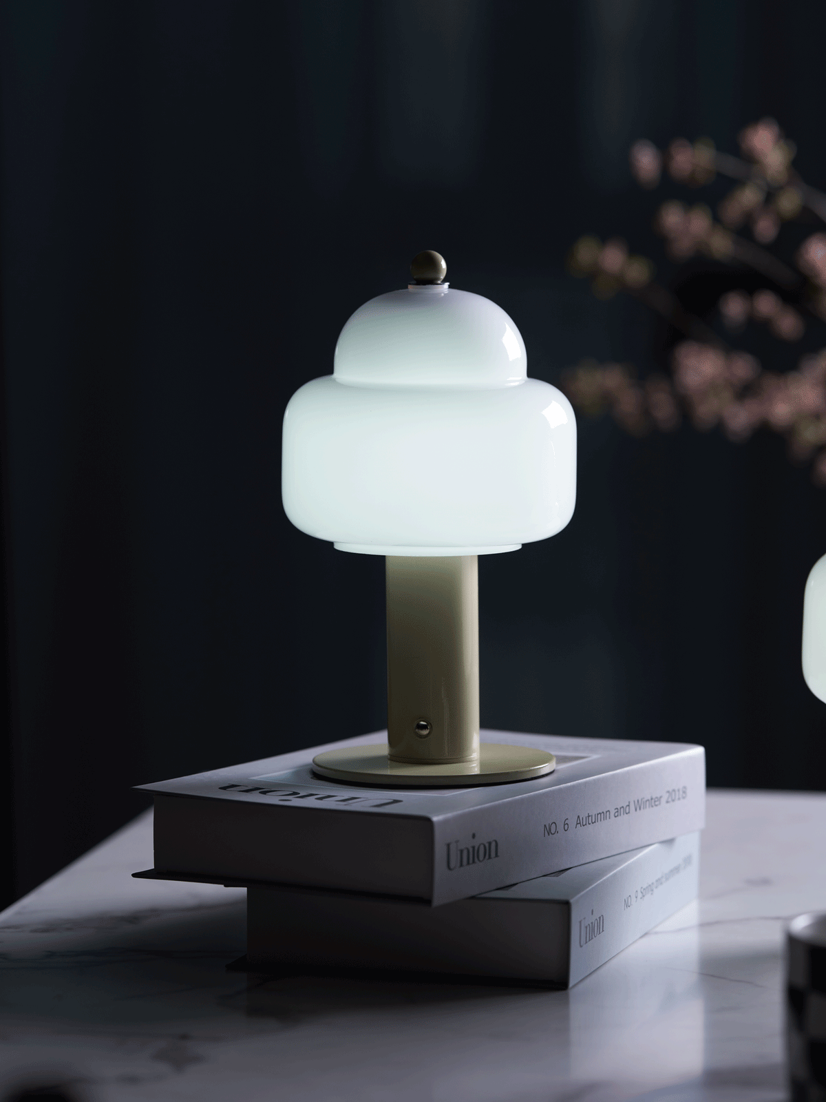 Cloud Dome Table Lamp
