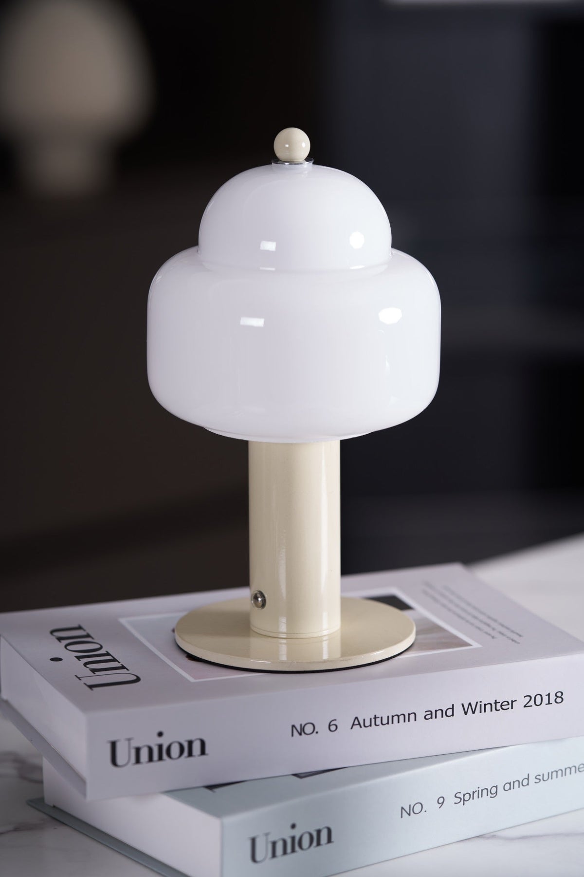 Cloud Dome Table Lamp