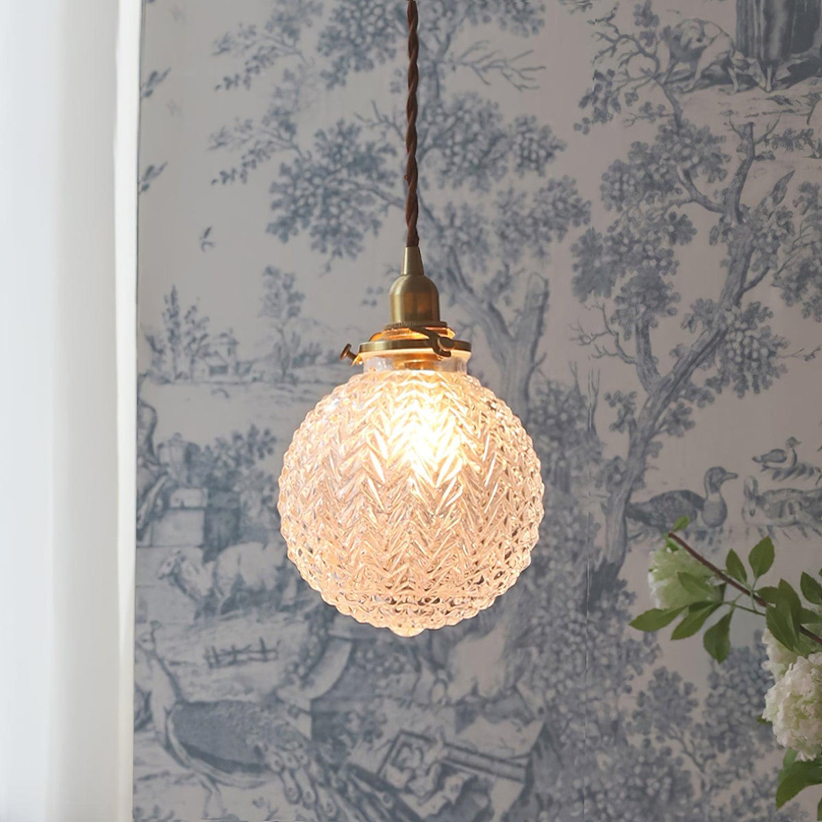 Colonial Global Pendant Light 5.1"