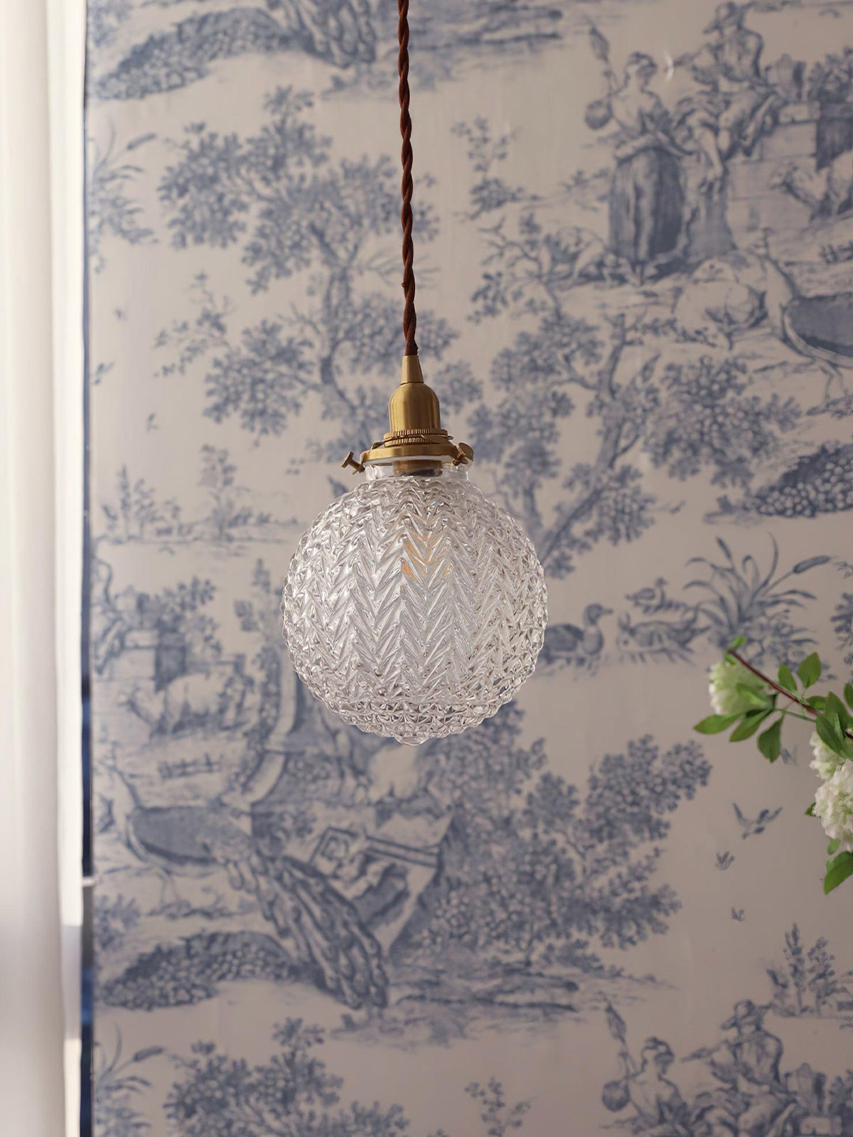 Colonial Global Pendant Light 5.1"