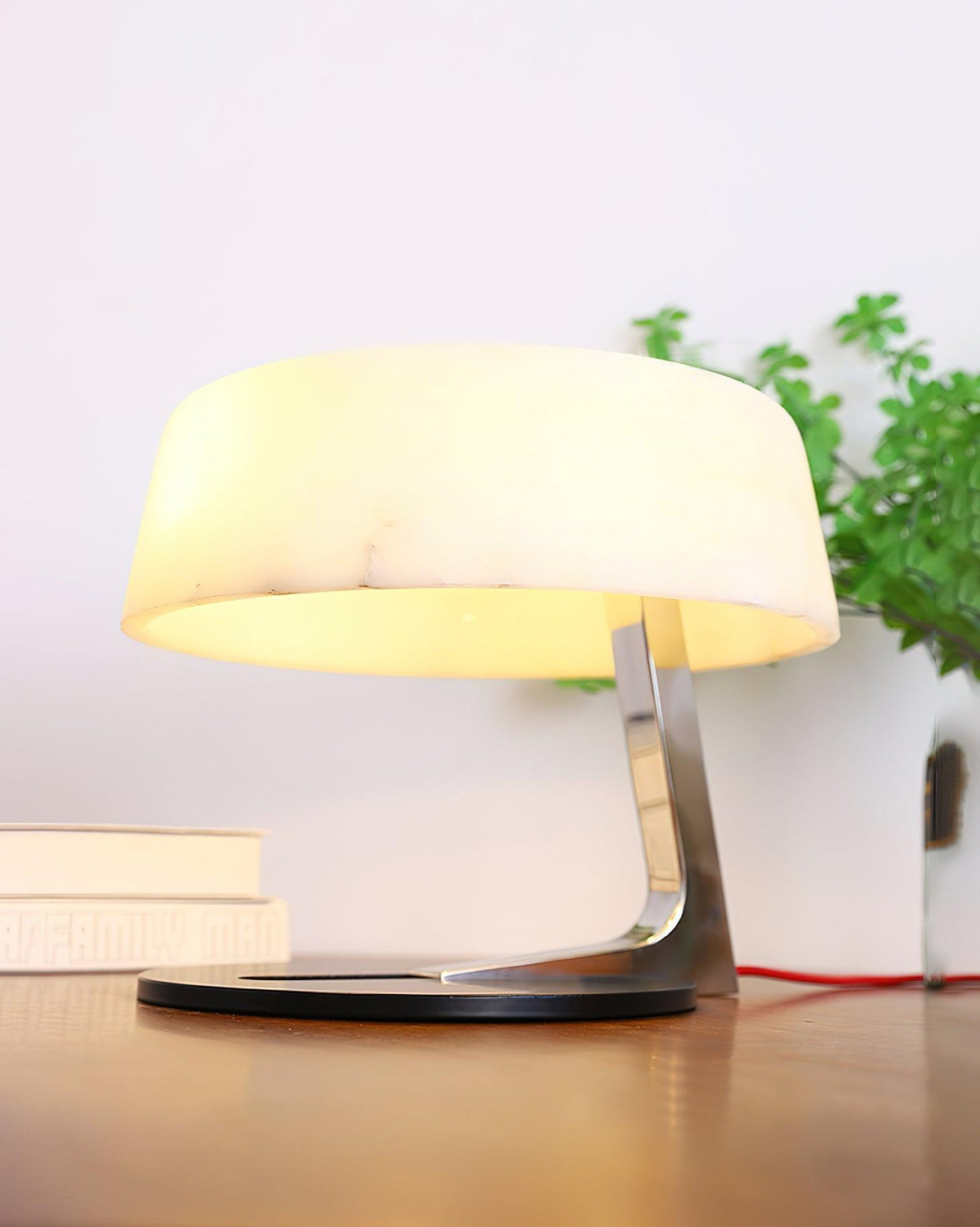 Comete Table Lamp 10.2"