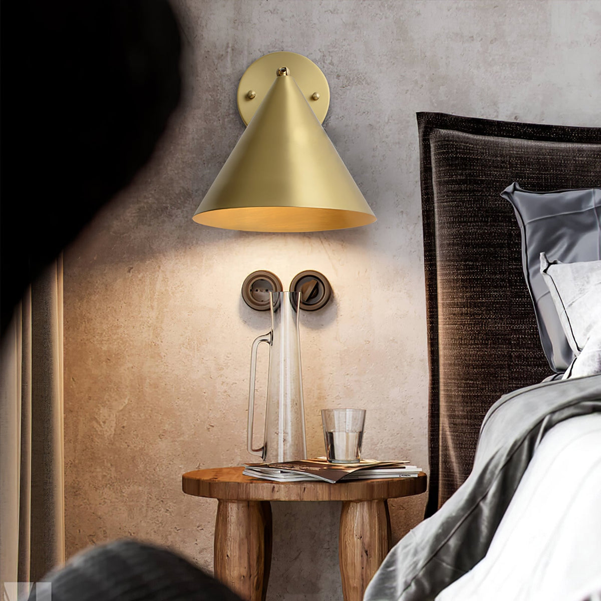 Conica Brass Wall Light