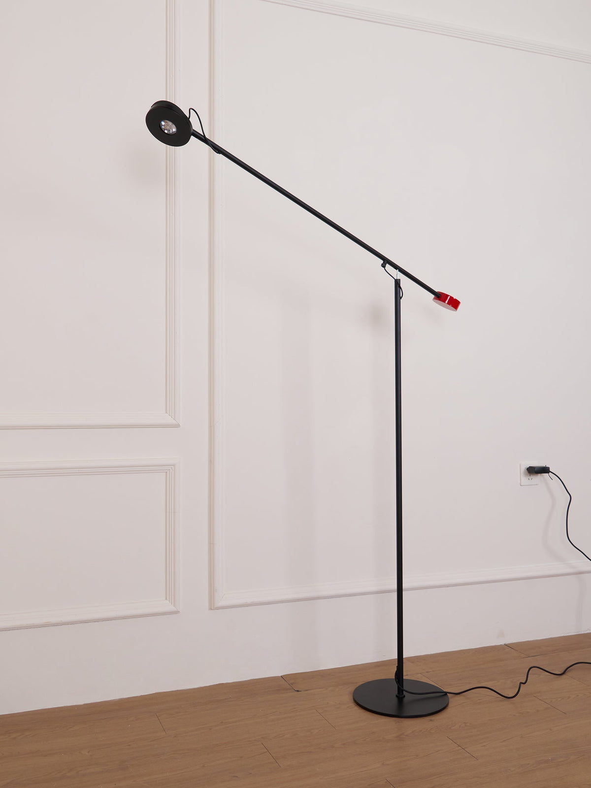 Copernica P Floor lamp 51.2"