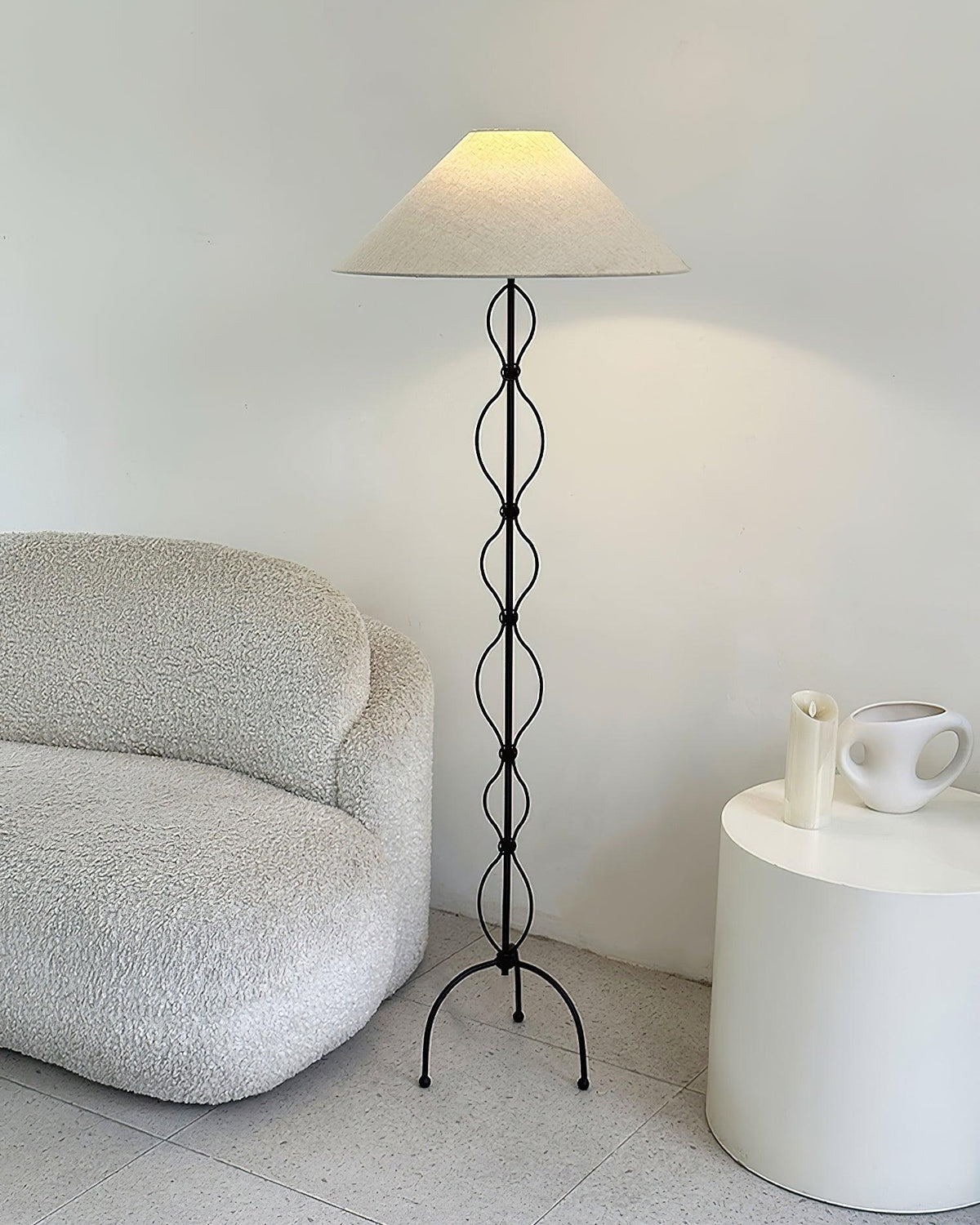 Corner Standing Floor Lamp 19.7"