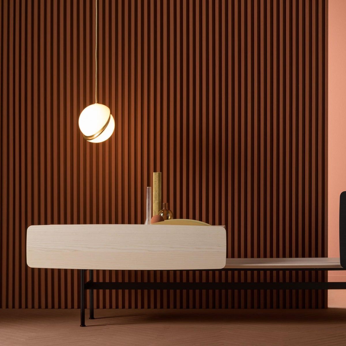 Crescent Pendant Lamp