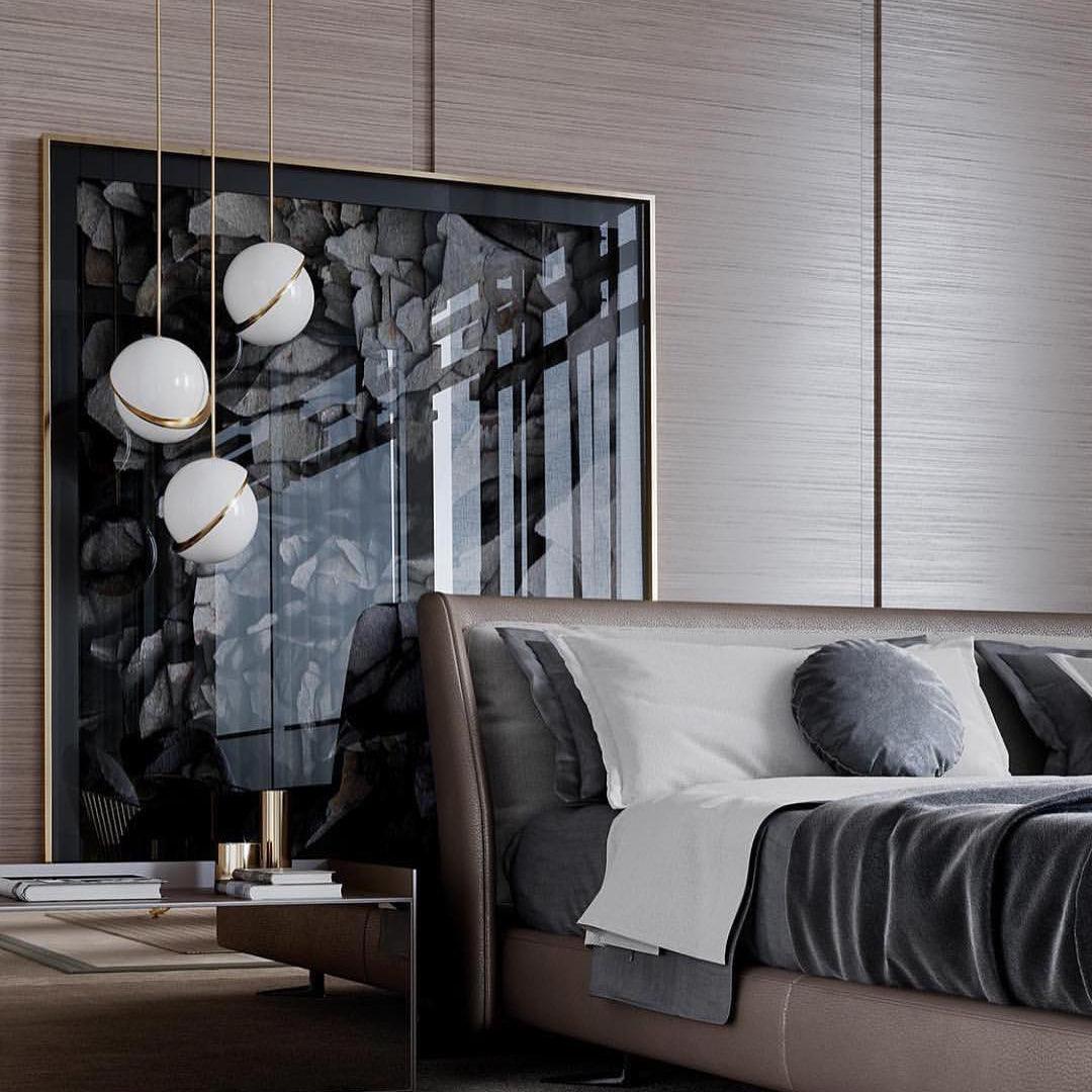 Crescent Pendant Lamp