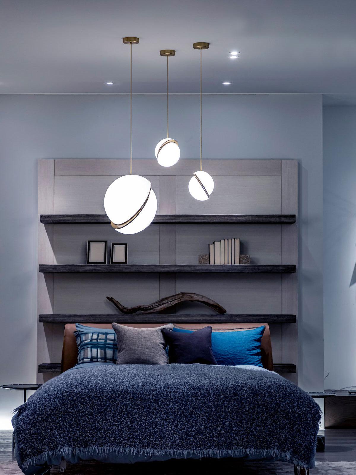 Crescent Pendant Lamp