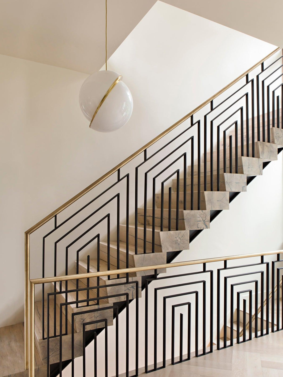 Crescent Pendant Lamp