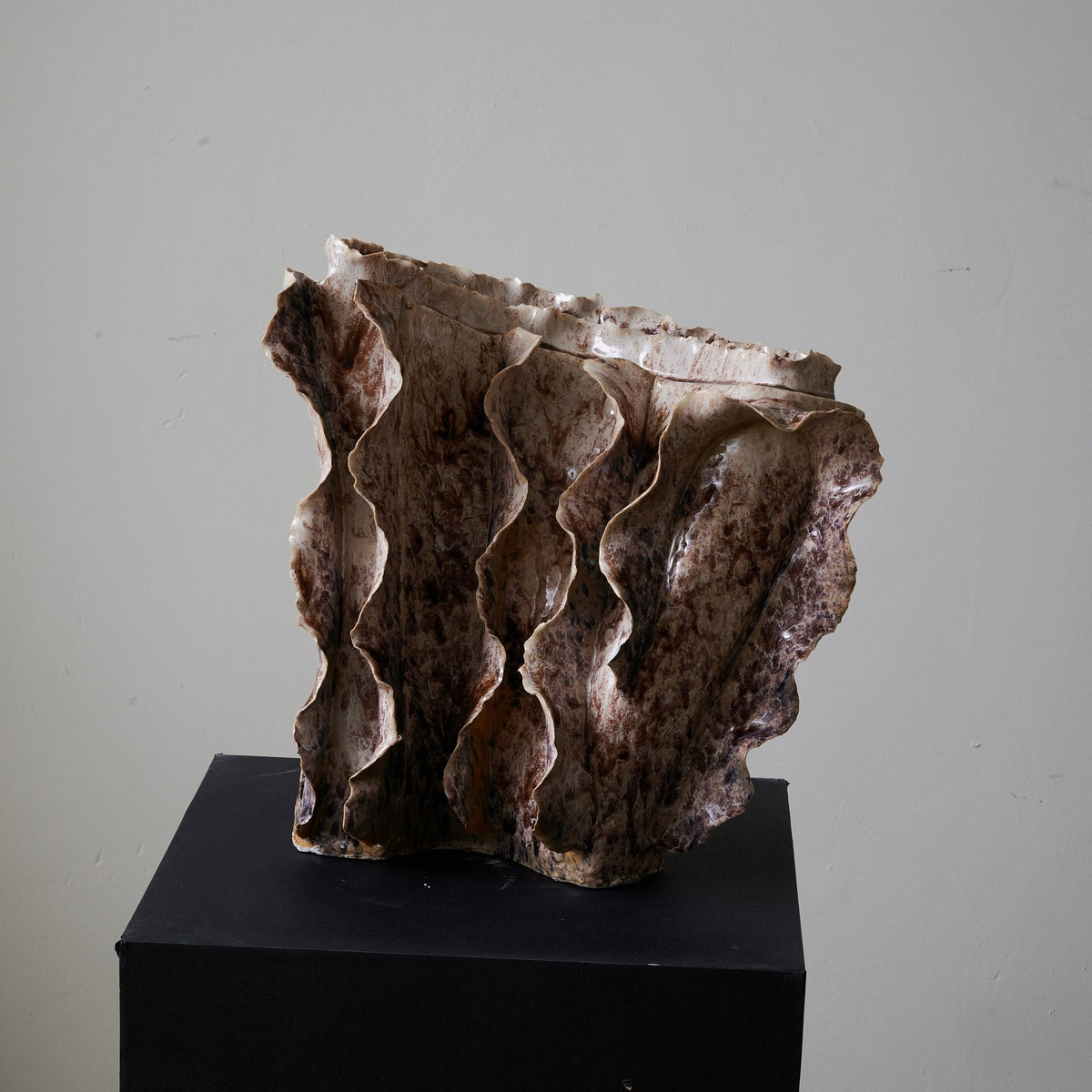 Rippled Clay Table Lamp