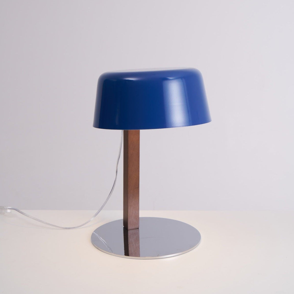 Dario Tilted Table Lamp