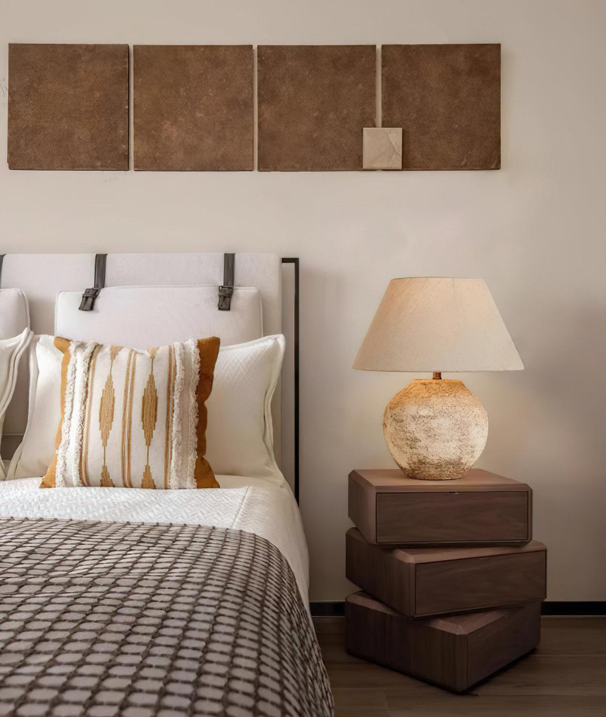 Desert Sand Table Lamp 16.5"