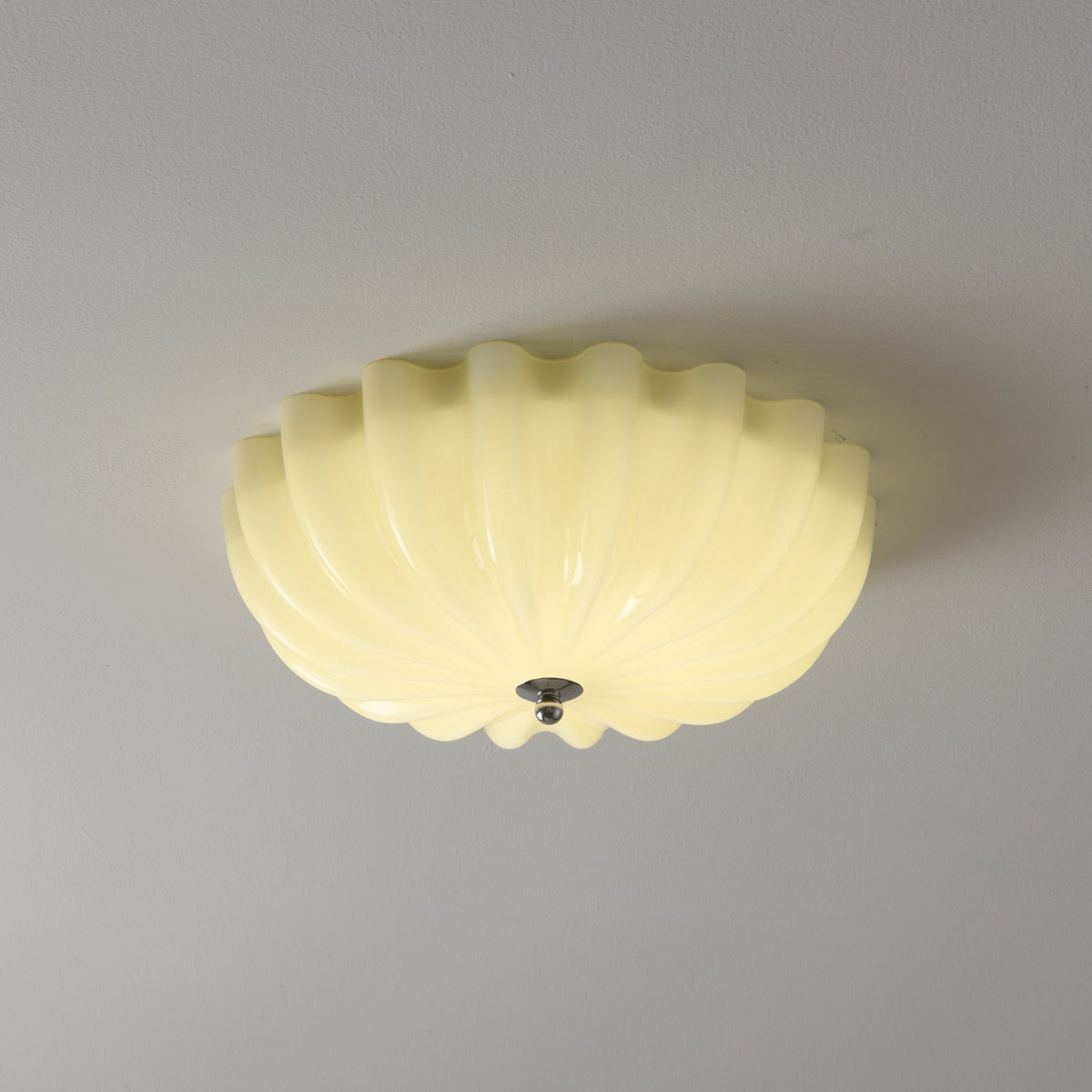 Dewdrop Shell Ceiling Light