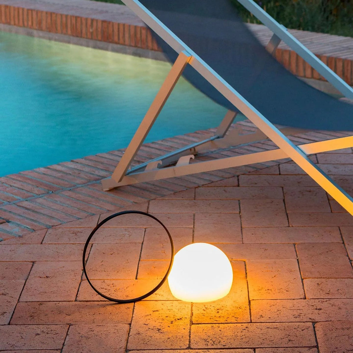 Dome Portable Table Lamp