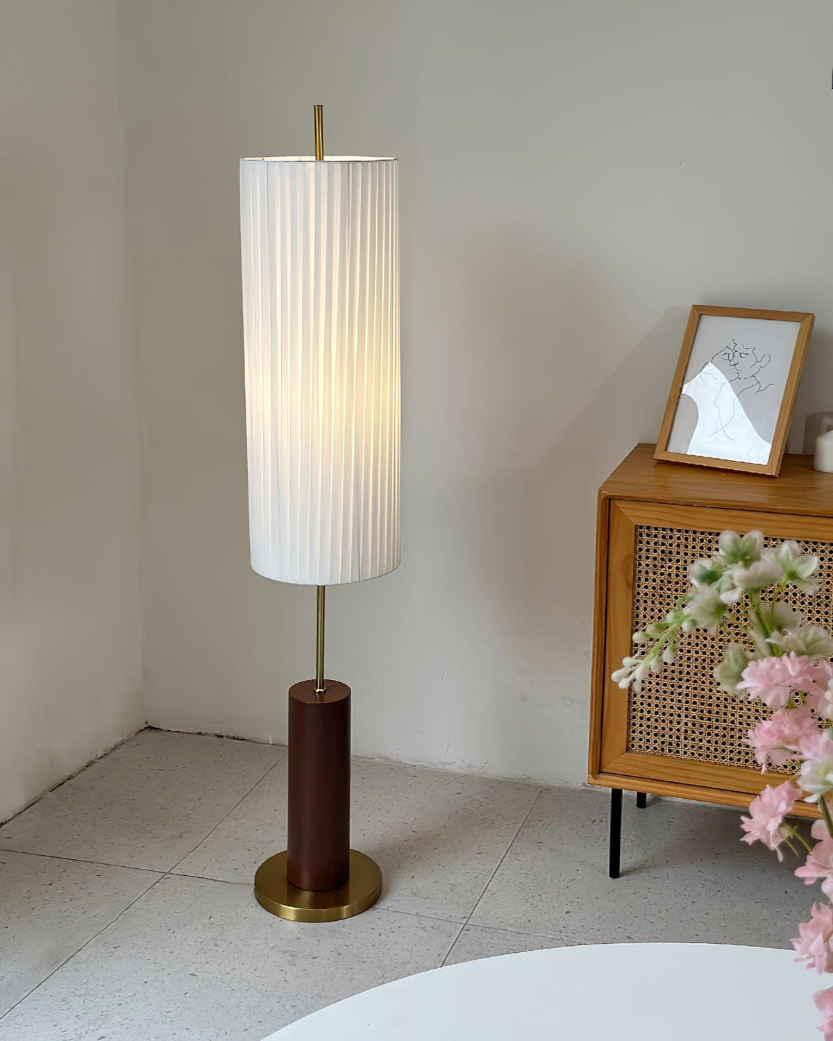 Dorica Floor Lamp 11.8"