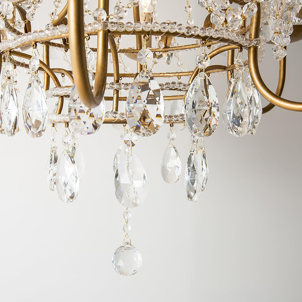 Early American Chandelier 25.2"