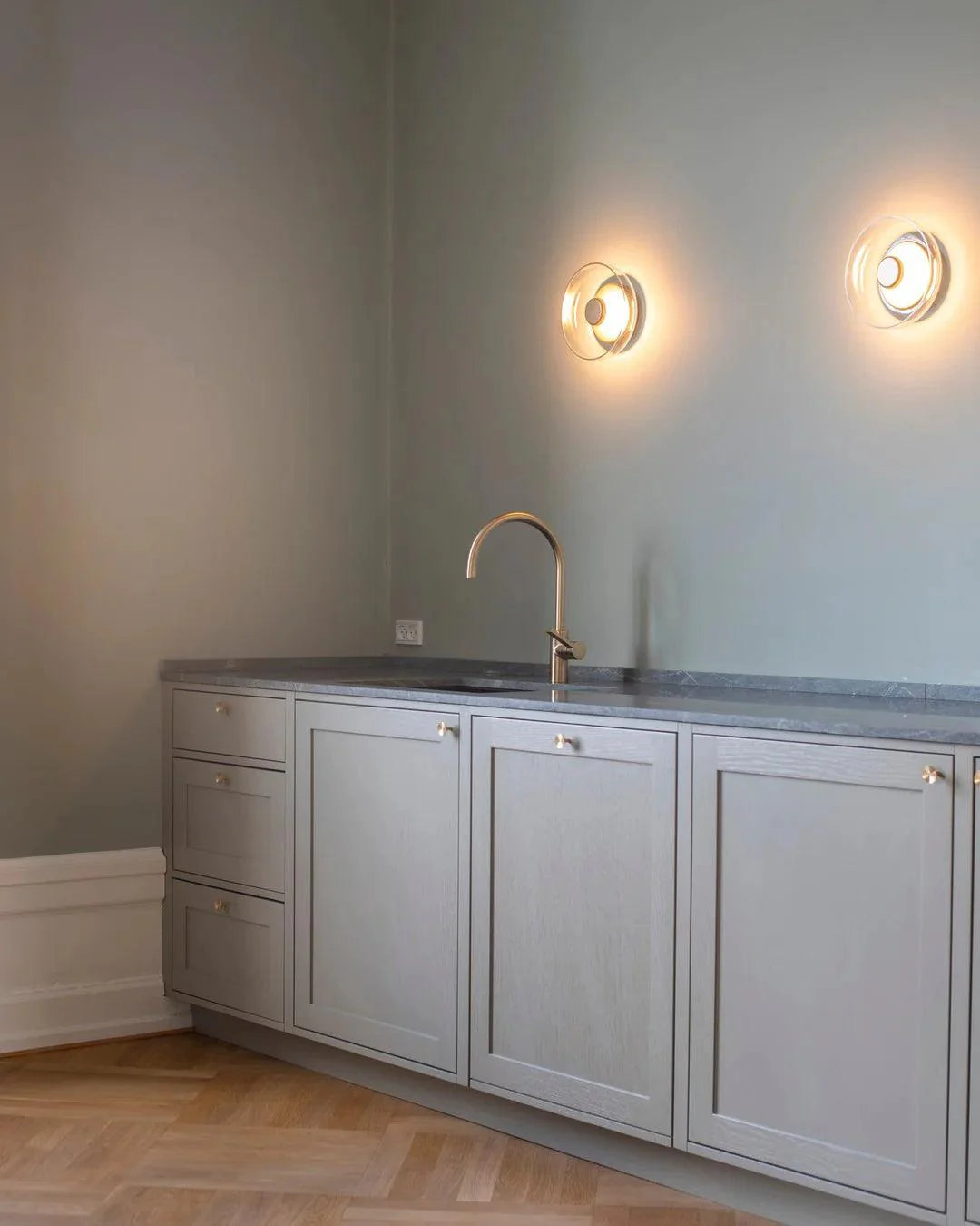 Eclipse Halo Wall Lamp 3.9"