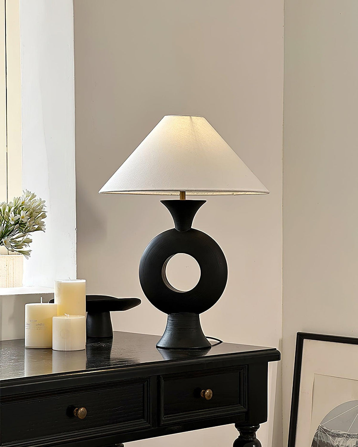Eclipse Table Lamp 15.7"
