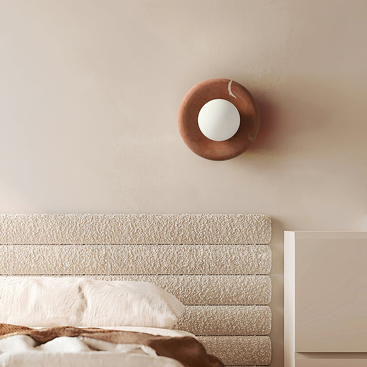 Eclora Wall Light