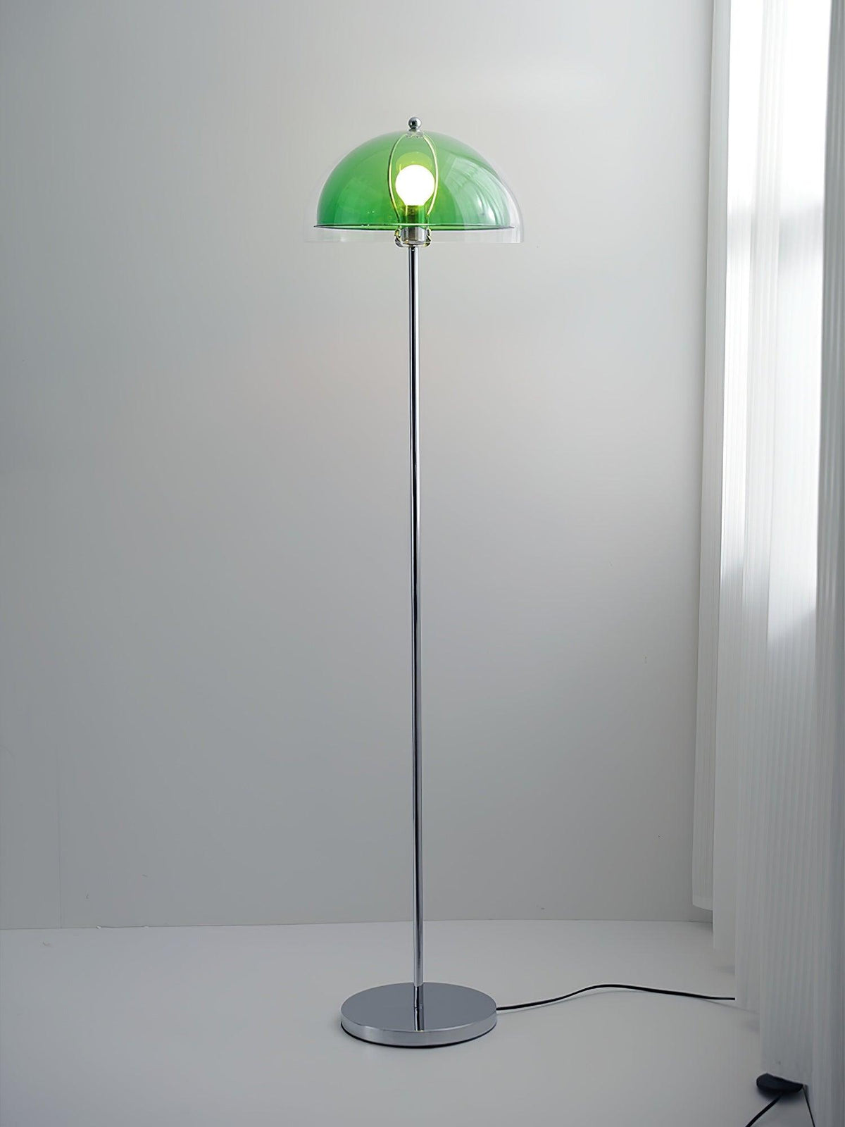 Edinburgh Floor Lamp 13.8"