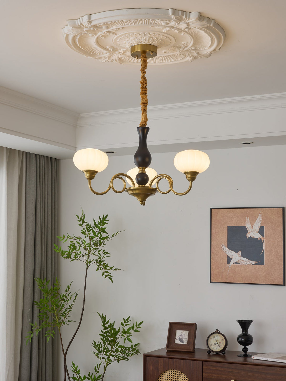 Elaris Chandelier