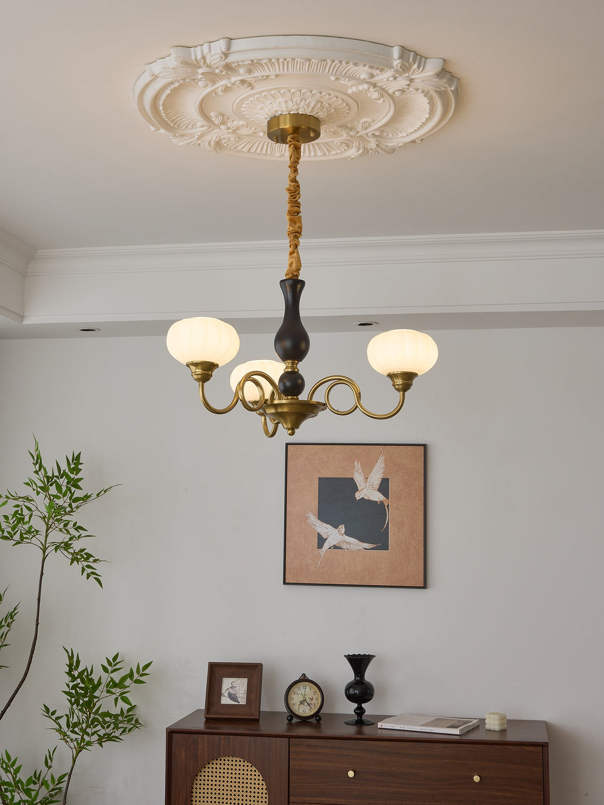 Elaris Chandelier