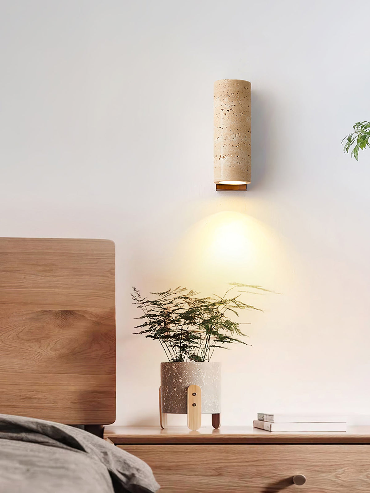 Elevate Wall Lamp