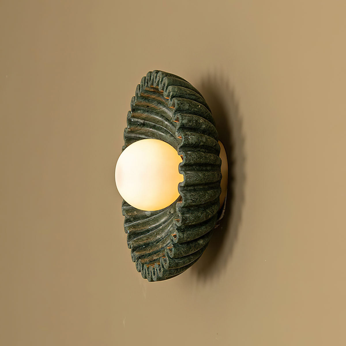 Emerald Wave Wall Lamp 12.6"