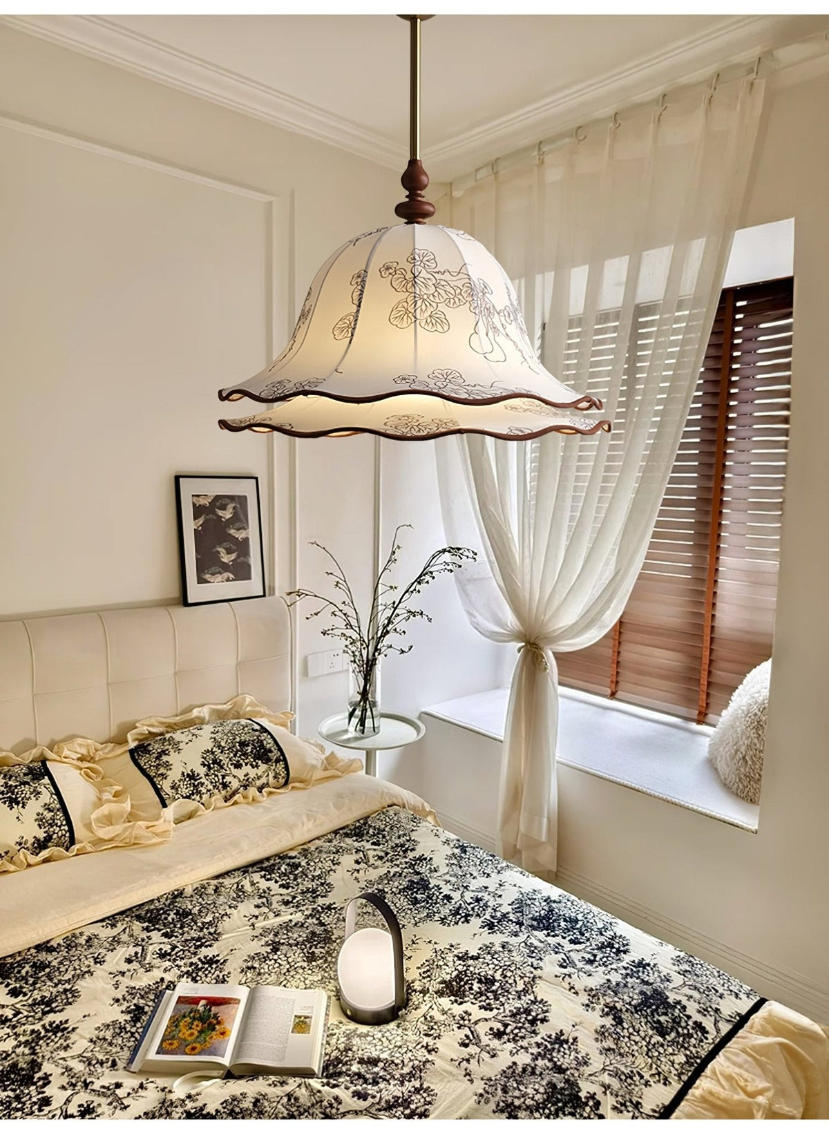 Emilia Floral Pendant Lamp