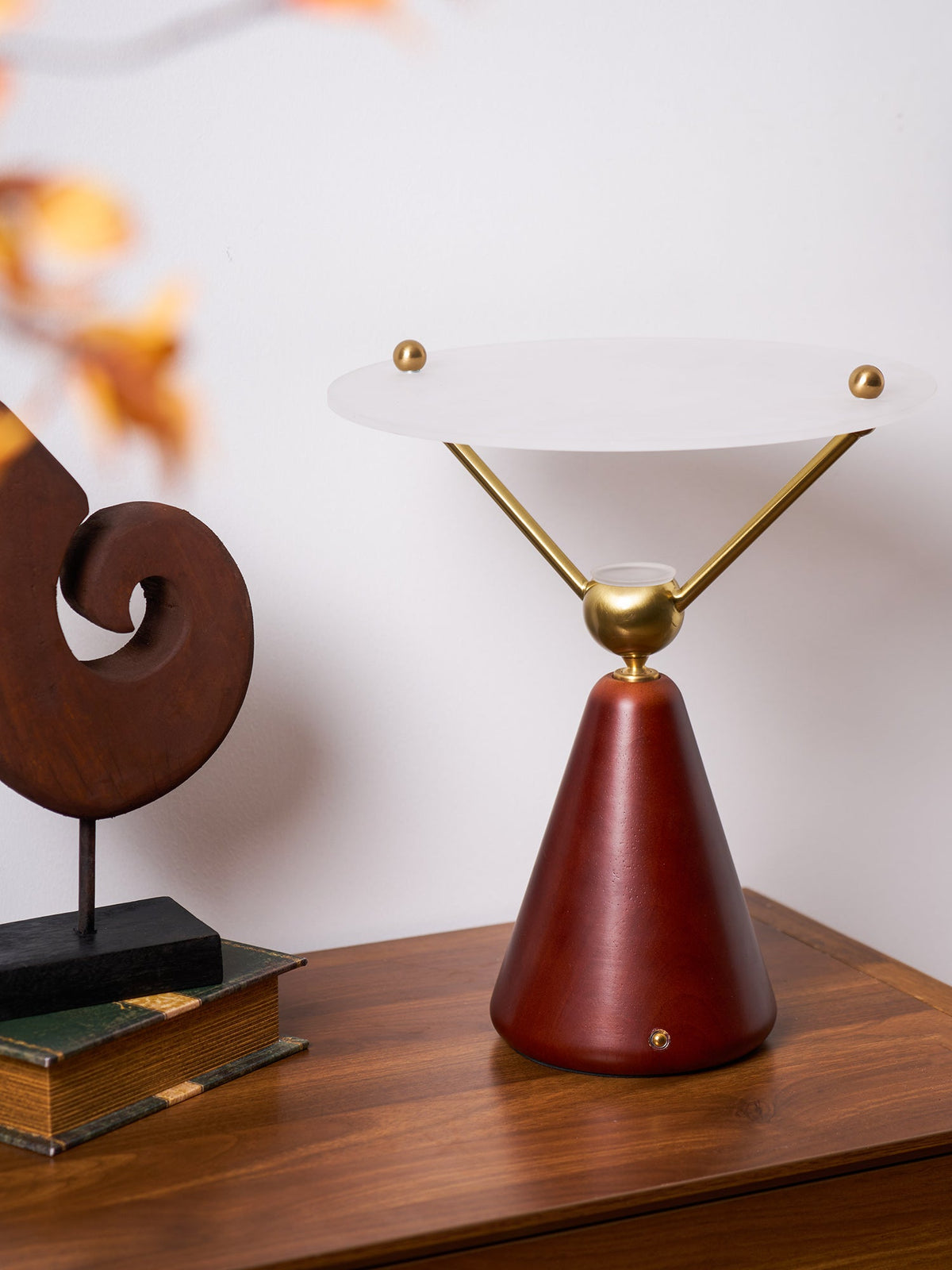 Equoray Table Lamp