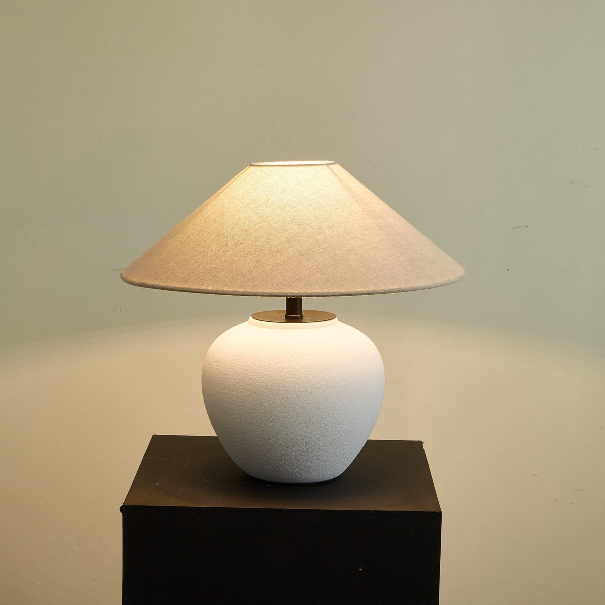 Erison Ceramic Table Lamp