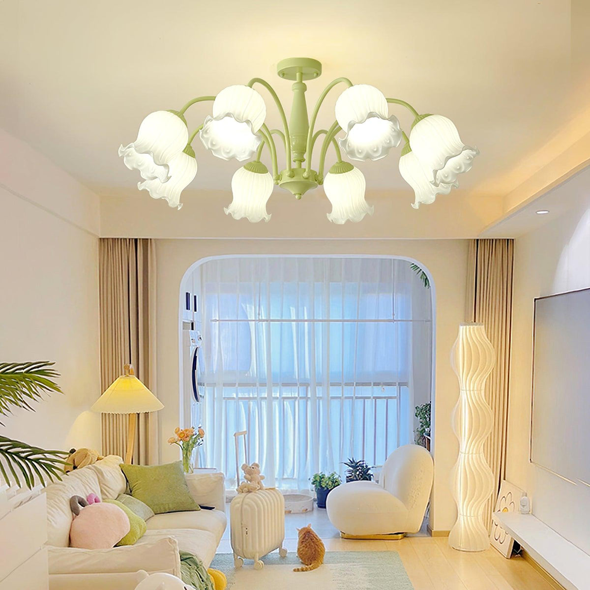 Fantasy Lily Chandelier