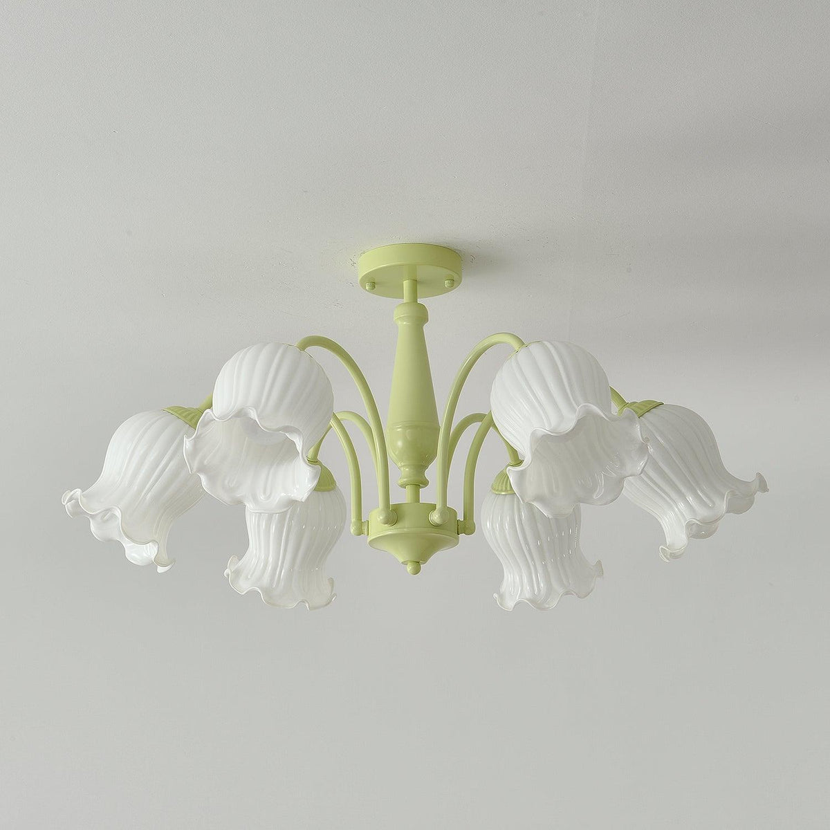 Fantasy Lily Chandelier