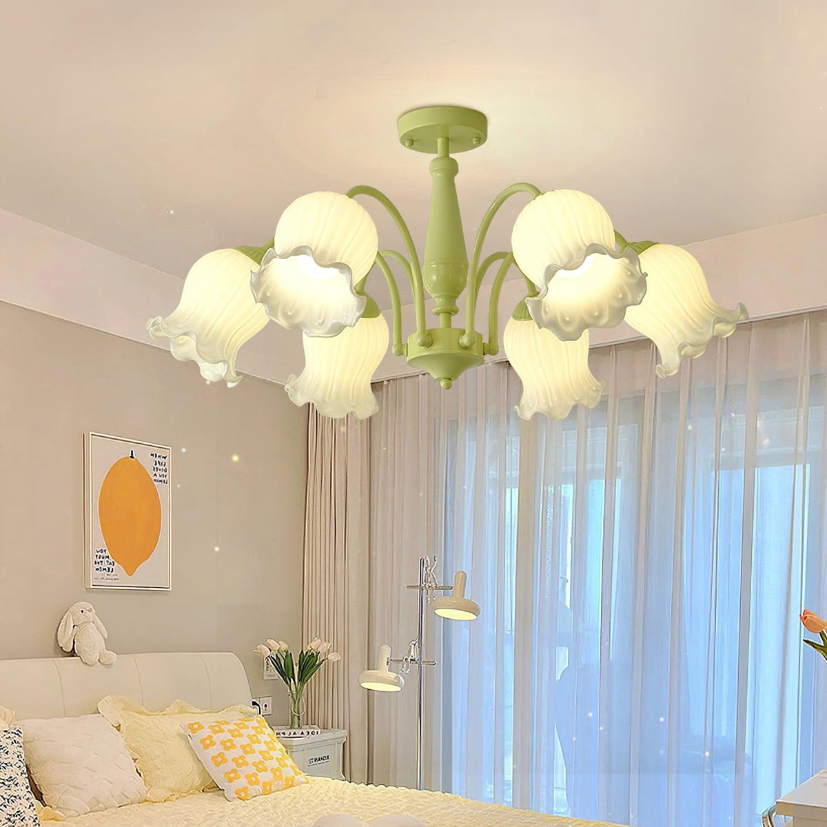 Fantasy Lily Chandelier