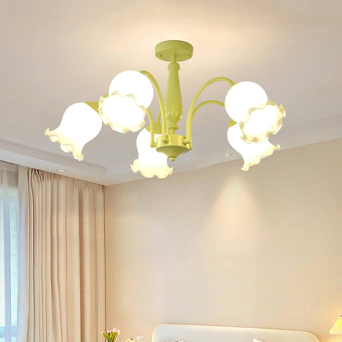 Fantasy Lily Chandelier