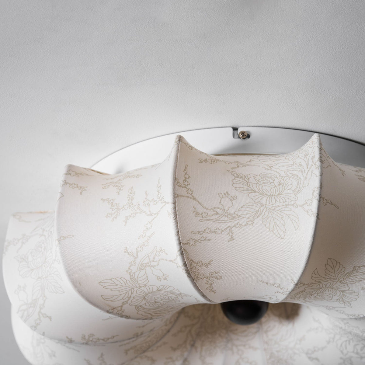 Floralis Ceiling Light