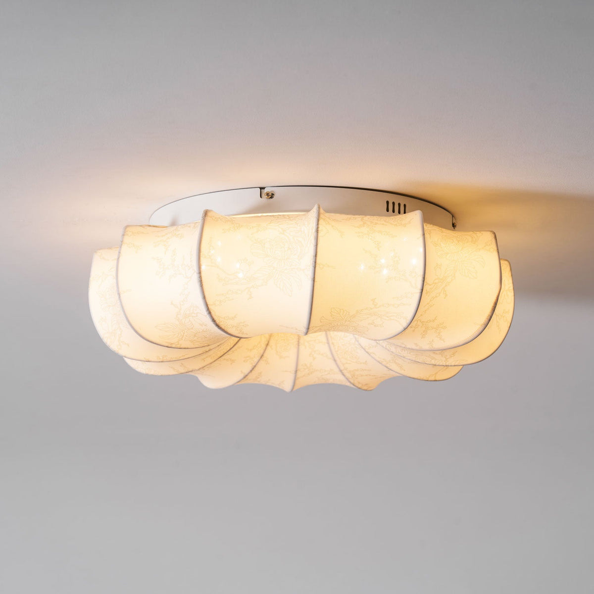 Floralis Ceiling Light