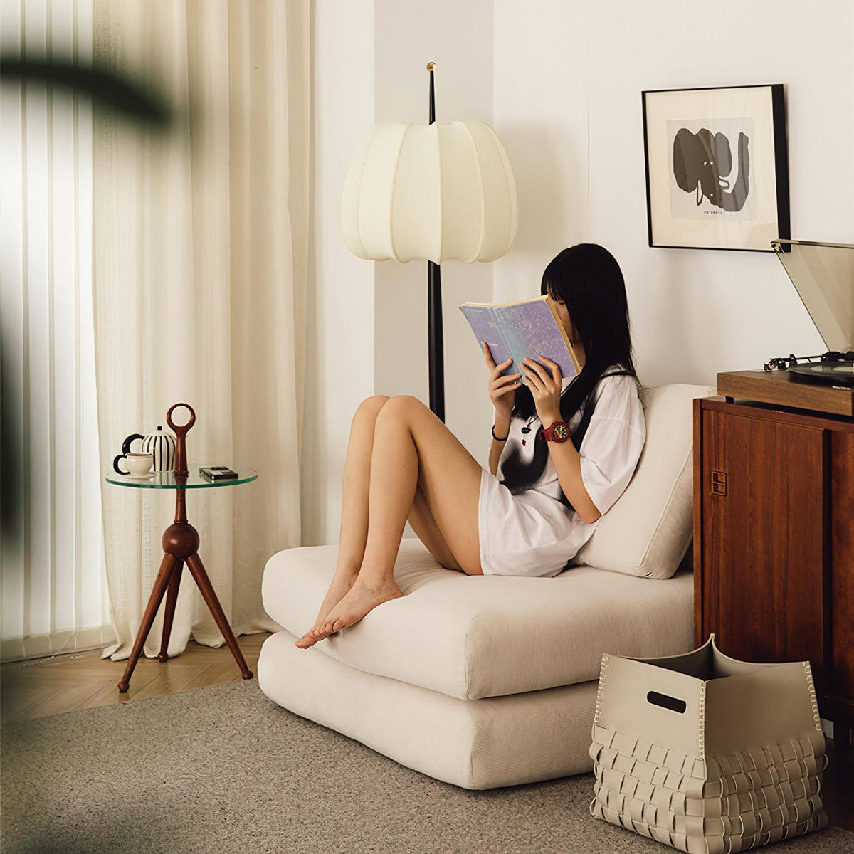 Folia Floor Lamp 15.7"