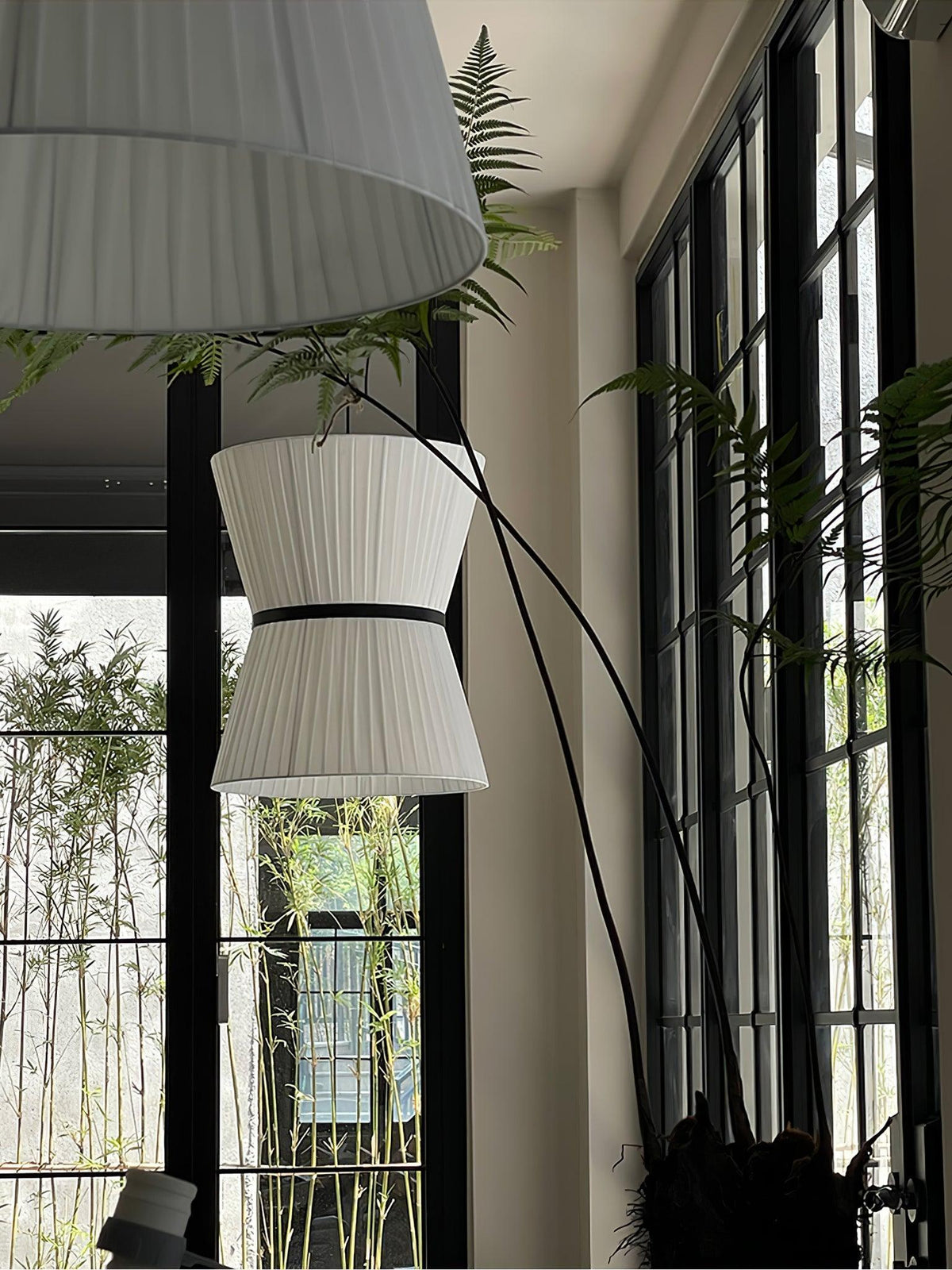 Folie Pendant Light 15.7"
