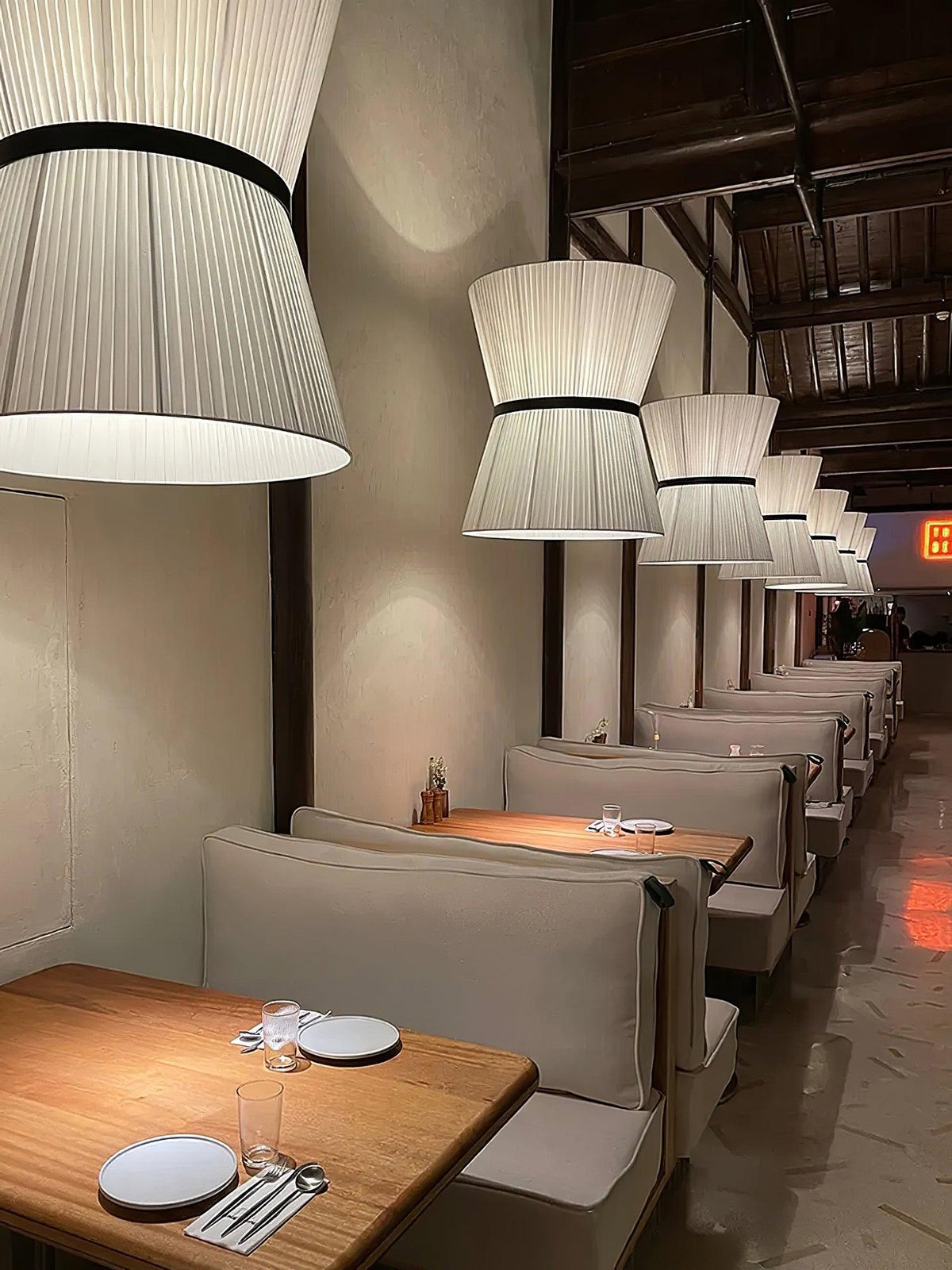 Folie Pendant Light 15.7"