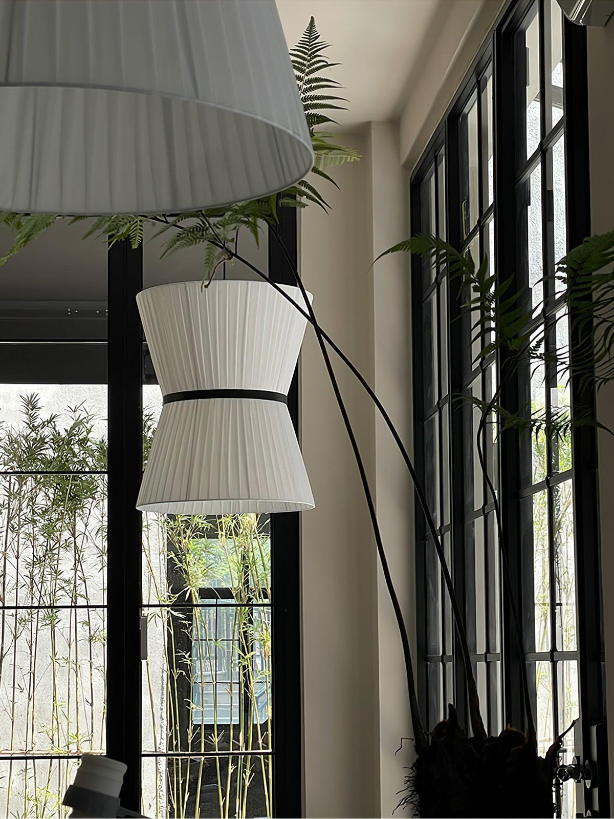 Folie Pendant Light 15.7"