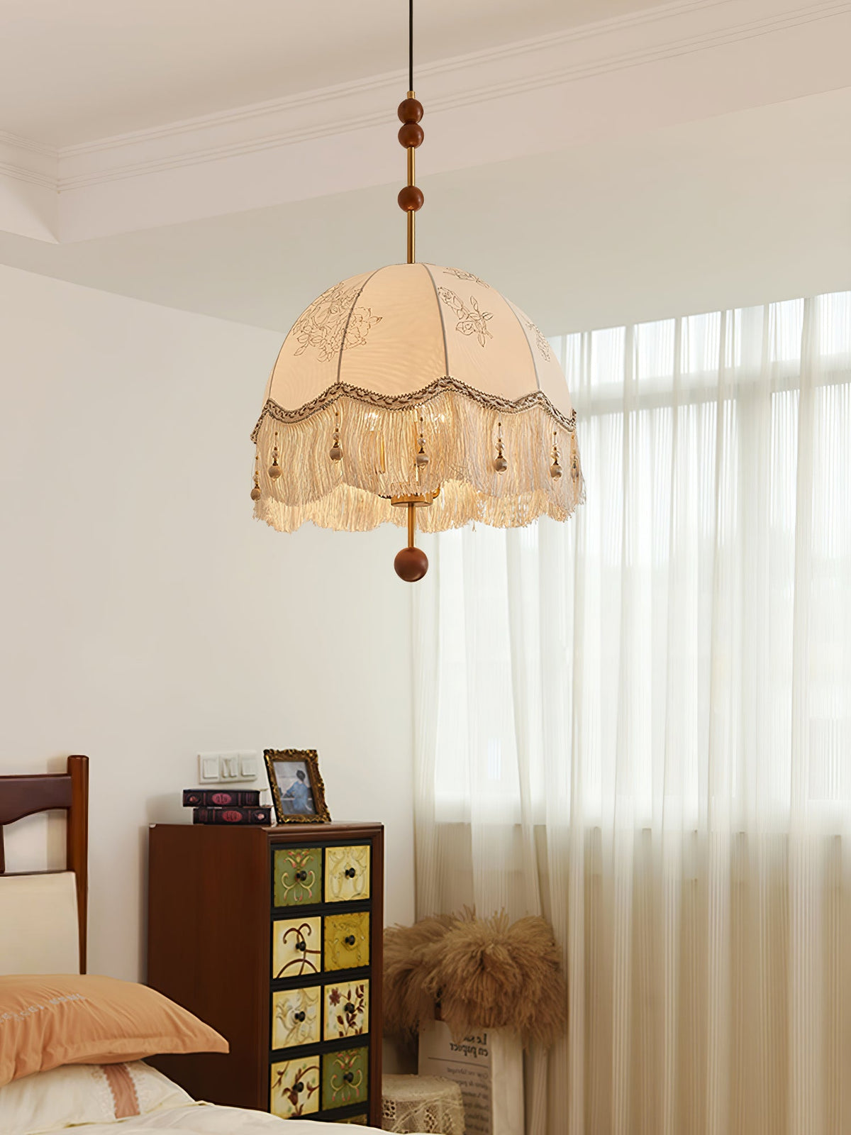 Frill Fringe Pendant Lamp