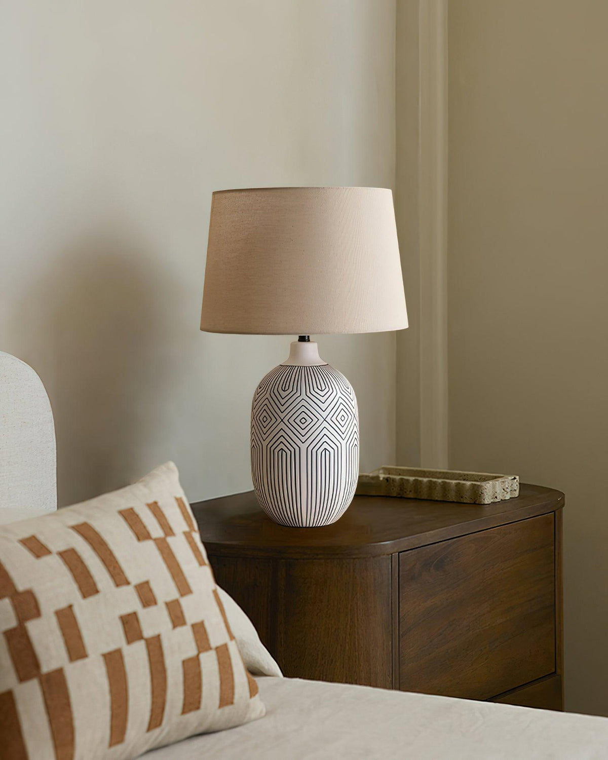 Geometric Ripple Table Lamp 13.8"