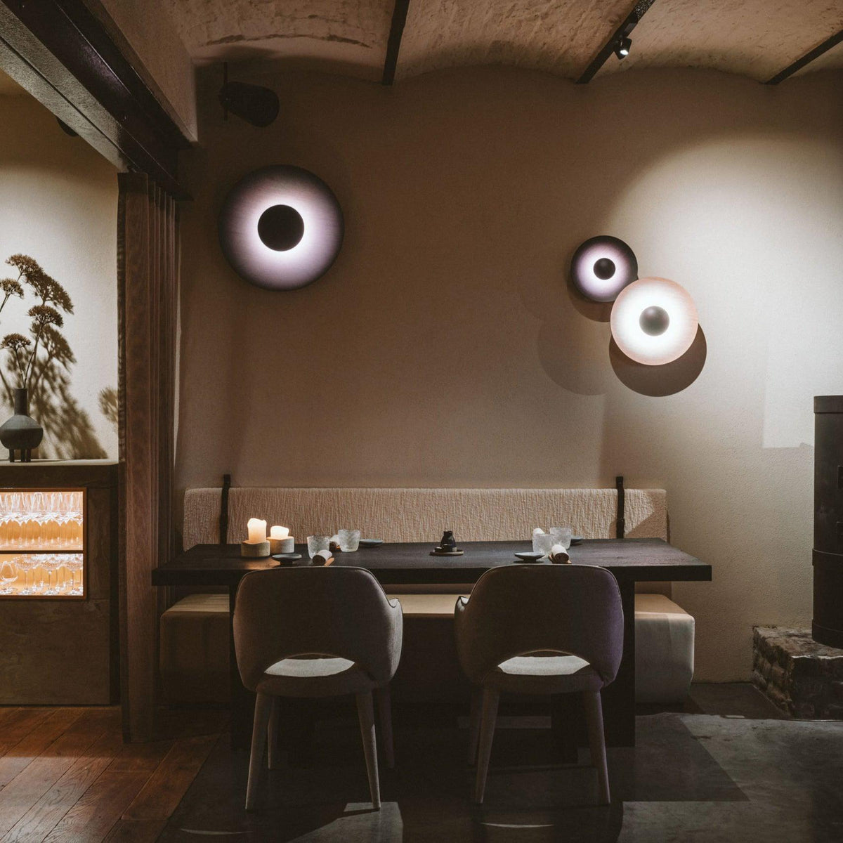 Simplicity Glow Plug-in Wall Light