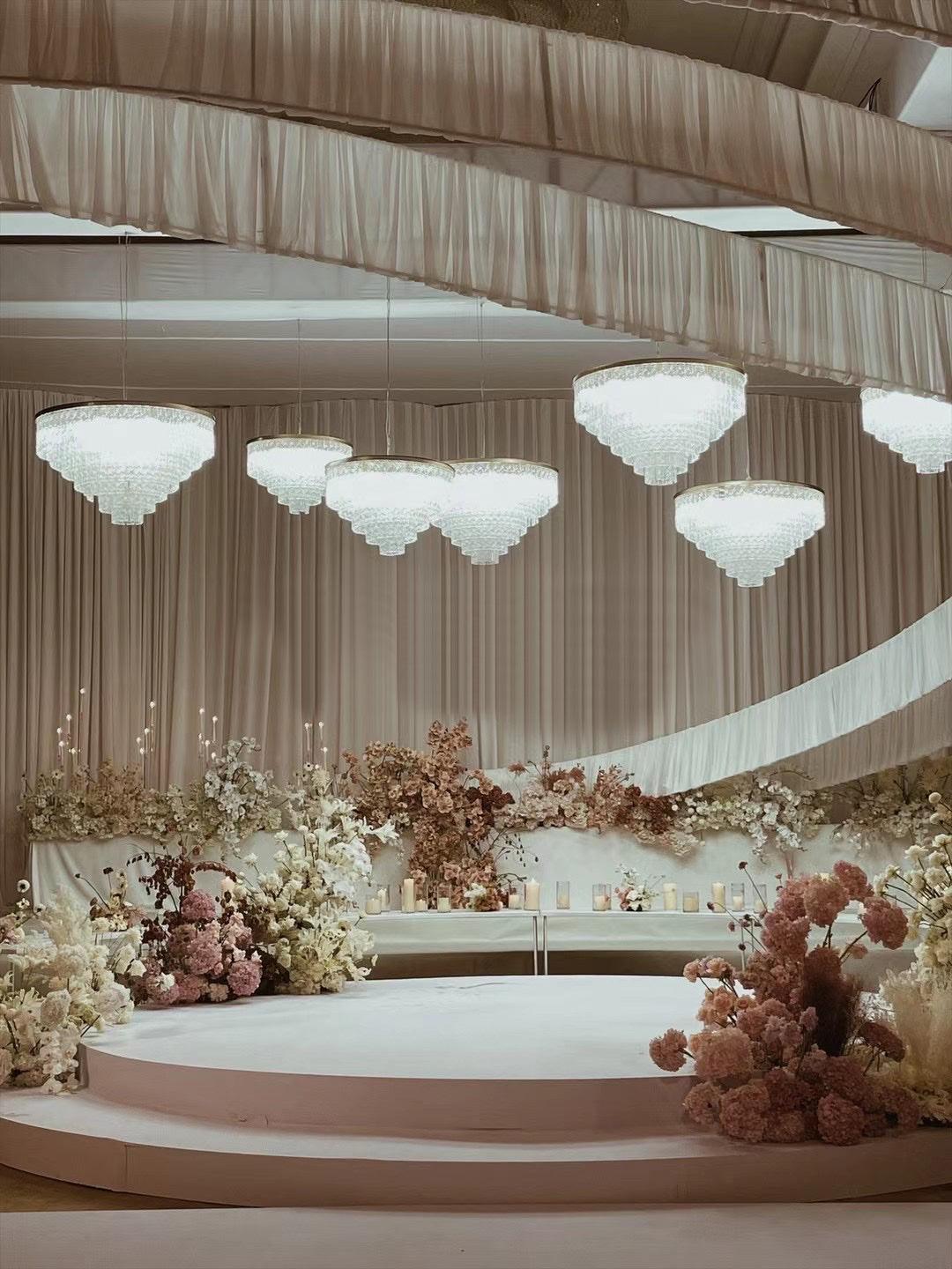 Giovanni Grande Chandelier