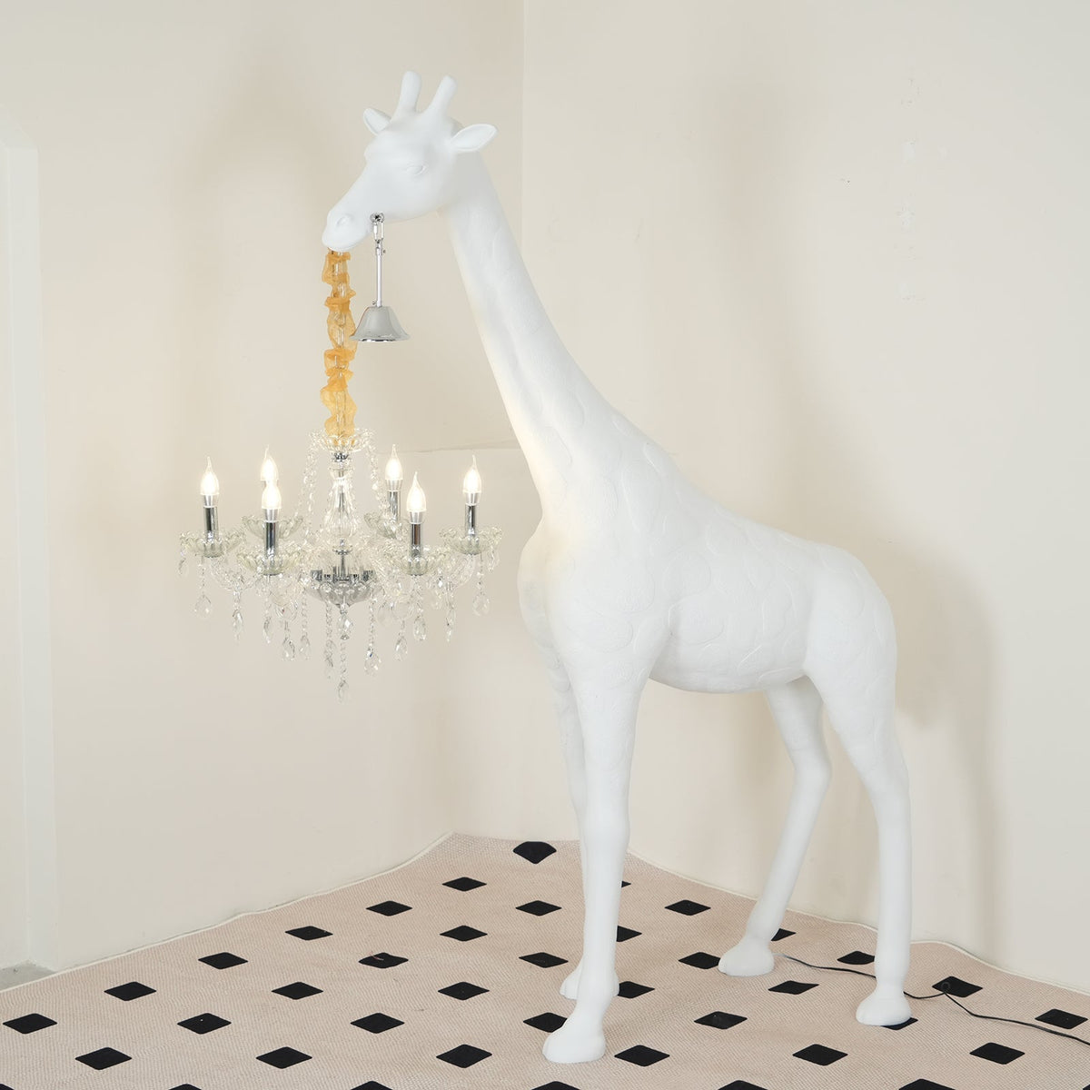 Giraffe Sculpture Floor Lamp